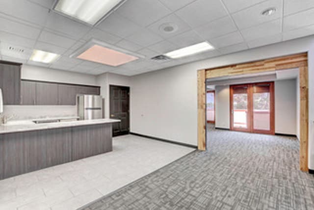 More Photos Of 317 S 6th St, Las Vegas Office For Sale