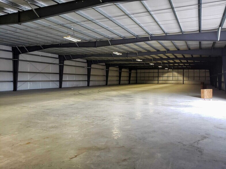 More Photos Of 200 Commerce Center Dr, Brunswick Warehouse For Sale