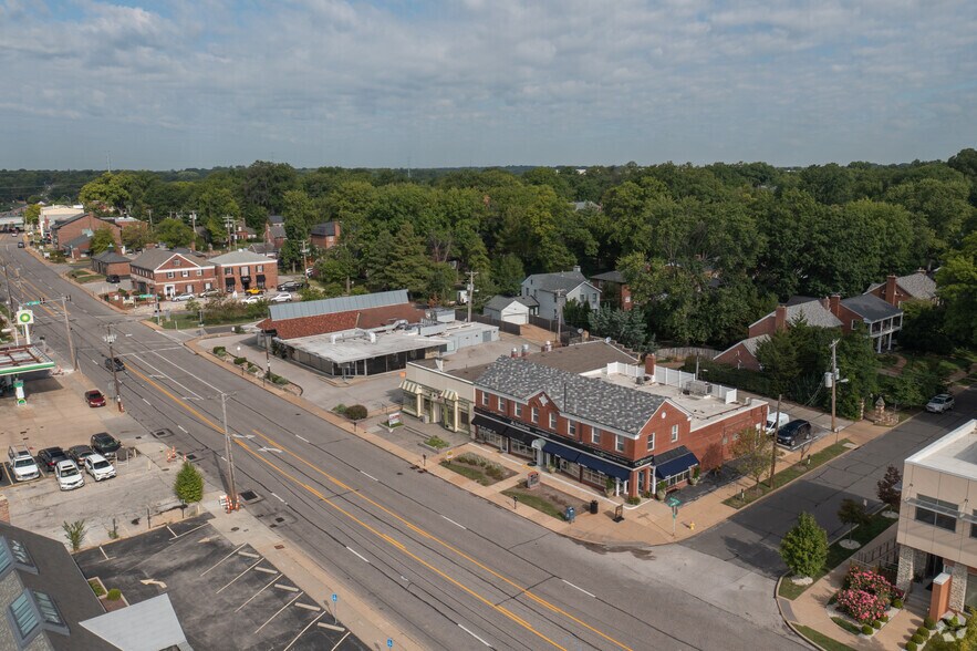 More Photos Of 7807 Clayton Rd, Clayton Restaurant For Sale