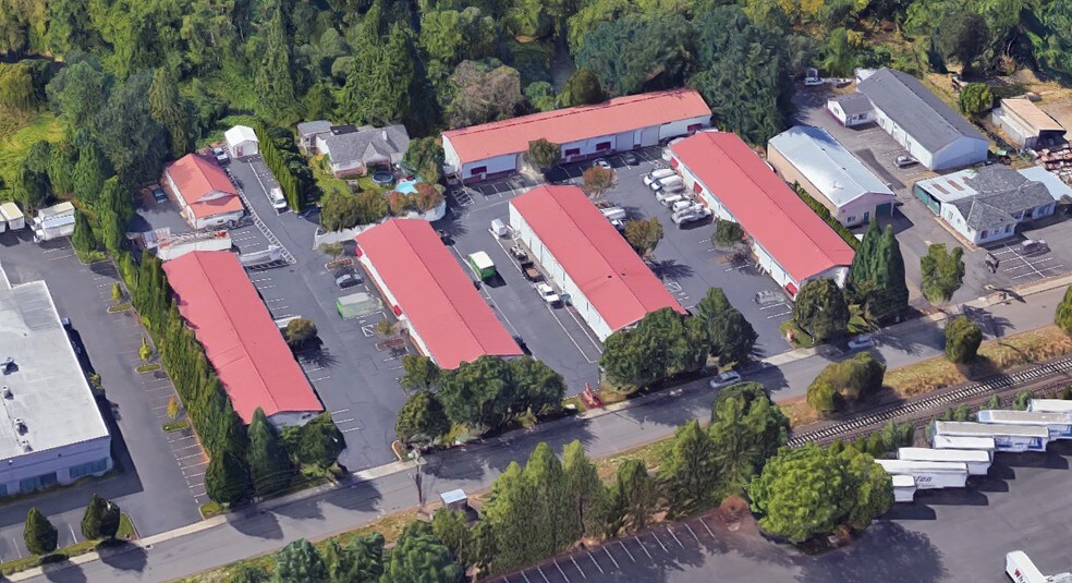 More Photos Of 15615 SW 74th Ave, Tigard Manufacturing For Lease