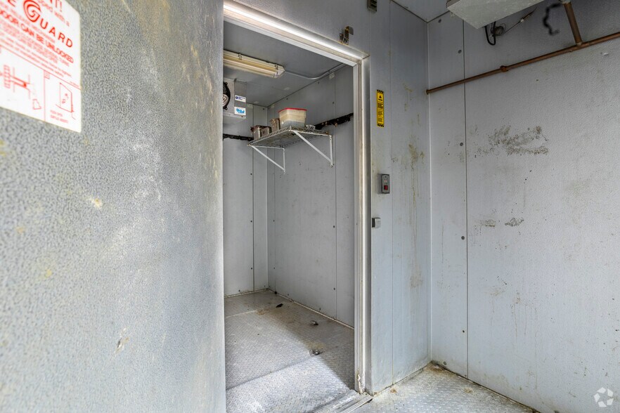 More Photos Of 4019 Saint Charles Rd, Bellwood Fast Food For Sale