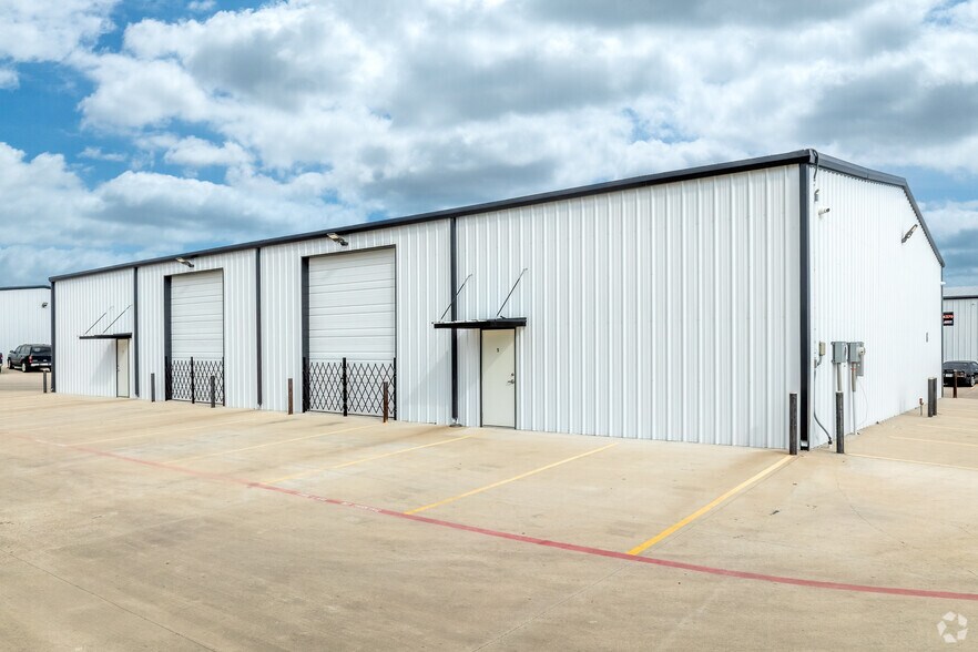 More Photos Of 6562 FM 148, Terrell Unknown For Lease