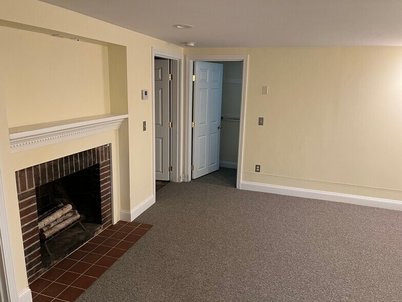 More Photos Of 188 Airport Rd, Warwick Office Residential For Sale