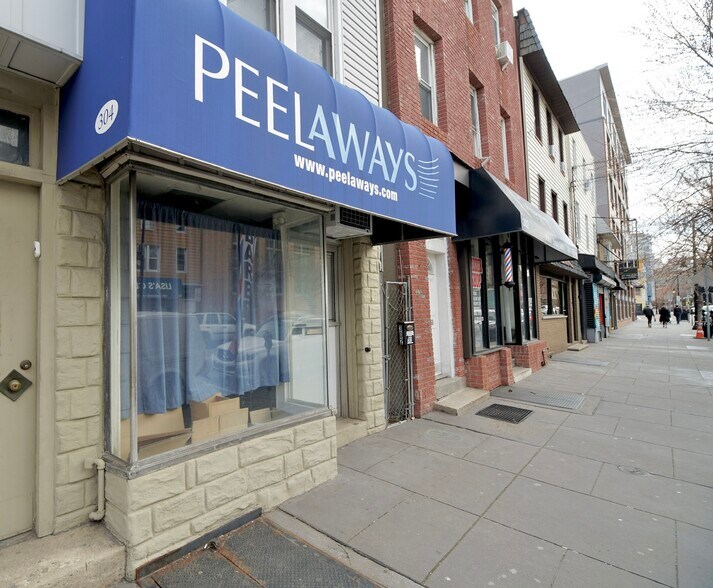 More Photos Of 304 Newark Ave, Jersey City Storefront Retail Office For Lease