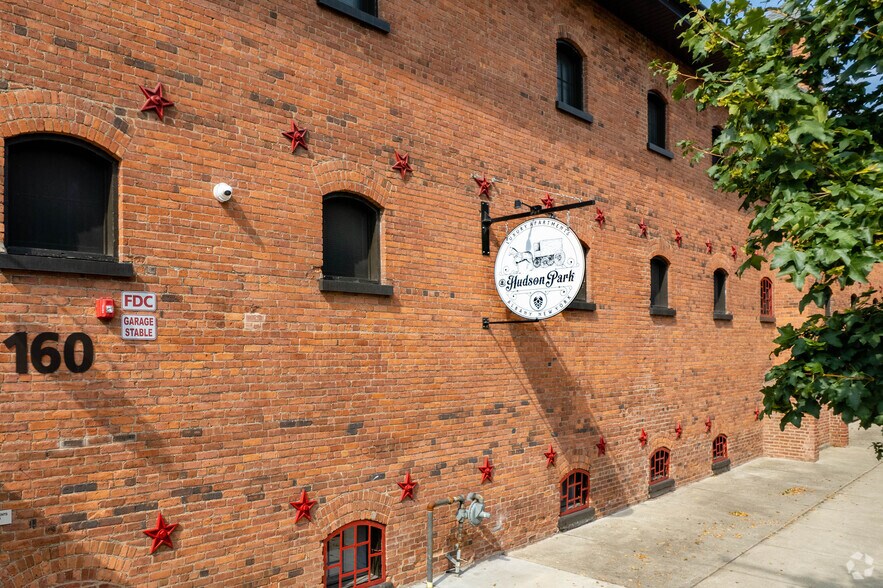 More Photos Of 160 Myrtle Ave, Albany Apartments For Sale