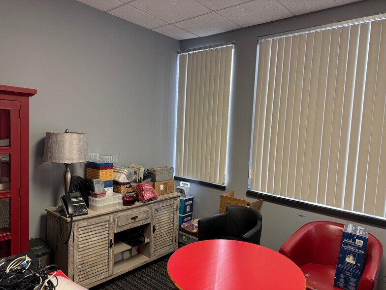 More Photos Of 70 New Canaan Ave, Norwalk Office For Sale