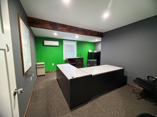 More Photos Of 18062 Round Barn Way, Kirksville Flex For Sale