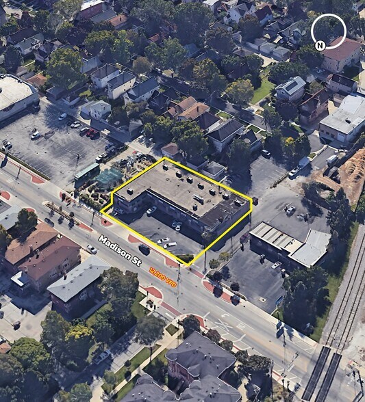 More Photos Of 7736-7748 Madison St, Forest Park General Retail For Sale