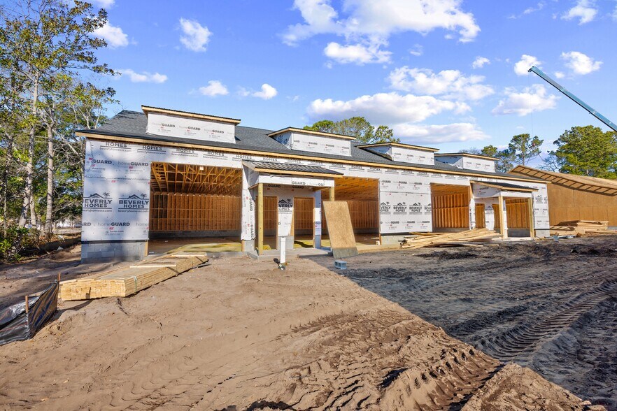 More Photos Of 4960 US Highway 17 Bypass South, Murrells Inlet Flex For Lease