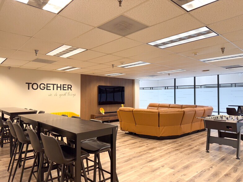 More Photos Of 1345 River Bend Dr, Dallas Office For Lease