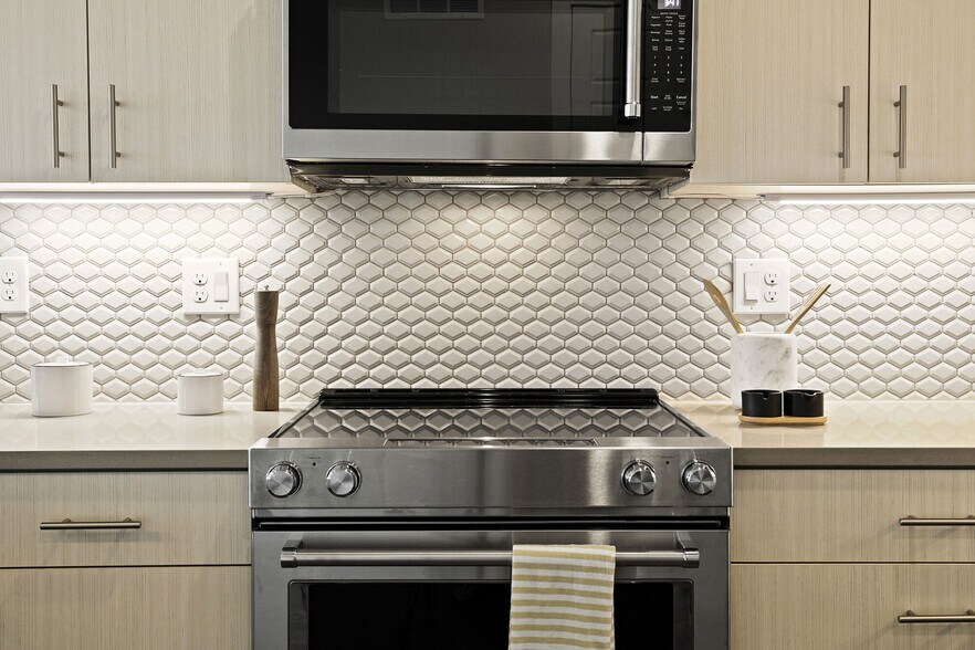 More Photos Of 4055 Inca St, Denver Apartments For Lease