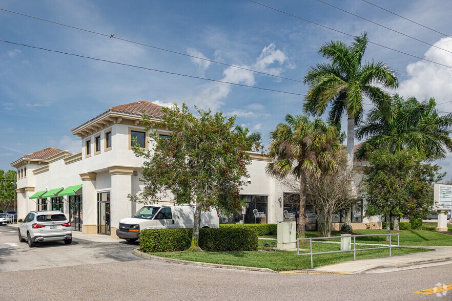 More Photos Of 877 N 91st Ave, Naples General Retail For Lease