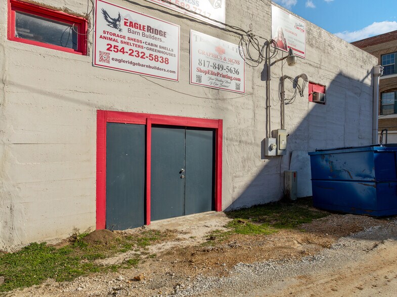 More Photos Of 110 E Franklin St, Hillsboro Health Club For Sale