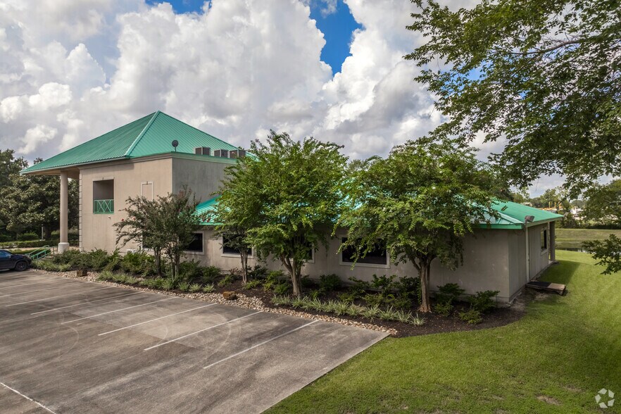 More Photos Of 11821 Telge Rd, Cypress Office For Lease