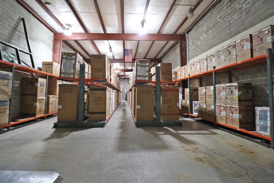 More Photos Of 1465 W 7th Ave, Eugene Freestanding For Sale