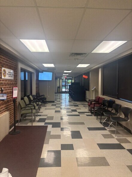 More Photos Of 1-7 N Broadway, Edmond Office For Sale