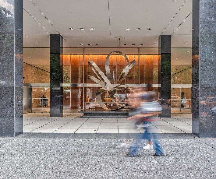 More Photos Of 777 Third Ave, New York Office For Lease