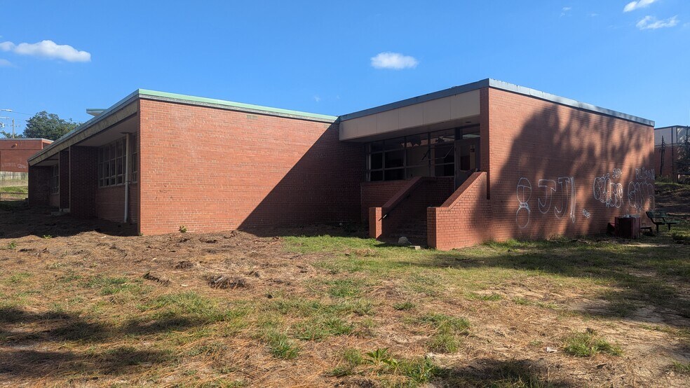 More Photos Of 516 W Chapin Rd, Aberdeen Schools For Sale