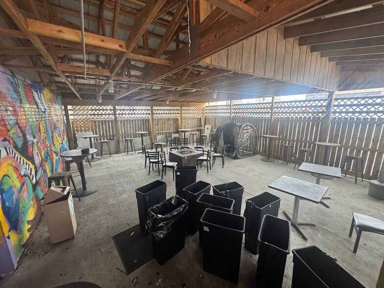 More Photos Of 1901 S Division Ave, Grand Rapids Restaurant For Sale