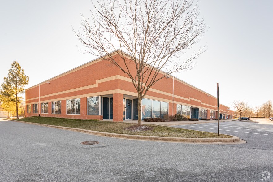 More Photos Of 910 Cromwell Park Dr, Glen Burnie Unknown For Lease