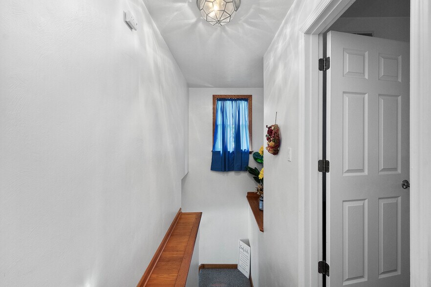 More Photos Of 306 Maple Creek Rd, Charleroi Auto Repair For Sale