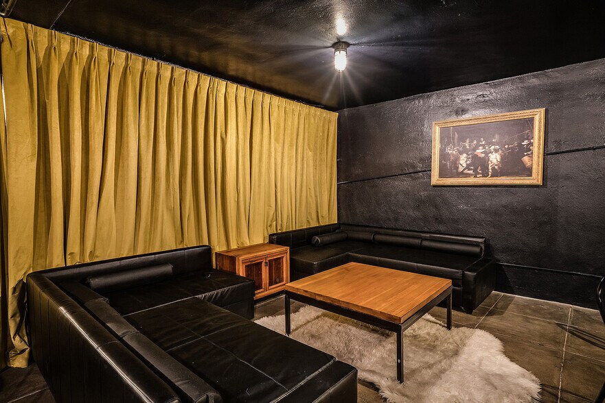 More Photos Of 4908 York Blvd, Los Angeles Lodge Meeting Hall For Lease