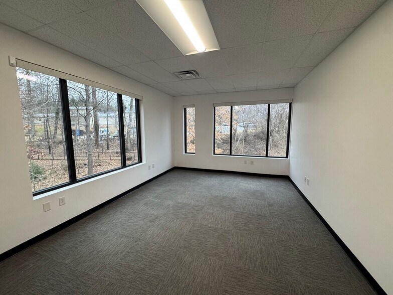 More Photos Of 3317 Berkmar Dr, Charlottesville Office For Lease