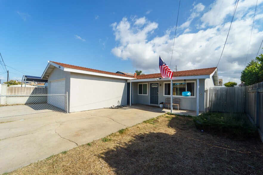 More Photos Of 1268-70 Georgia St, Imperial Beach Apartments For Sale