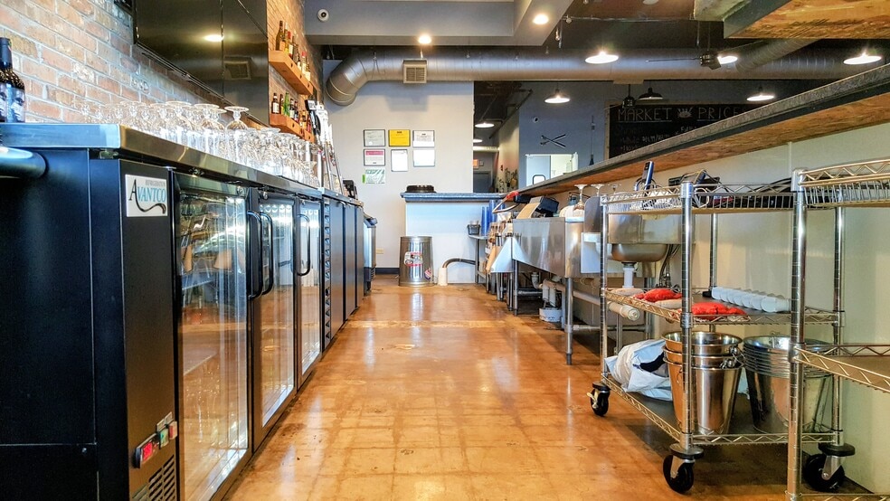 More Photos Of 15507 S Route 59, Plainfield Storefront Retail Office For Lease
