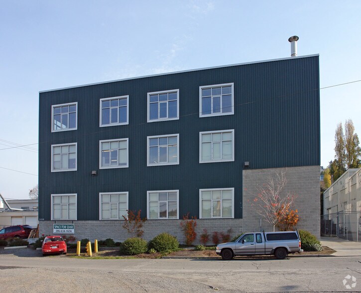 More Photos Of 3450 16th Ave W, Seattle Light Manufacturing For Lease