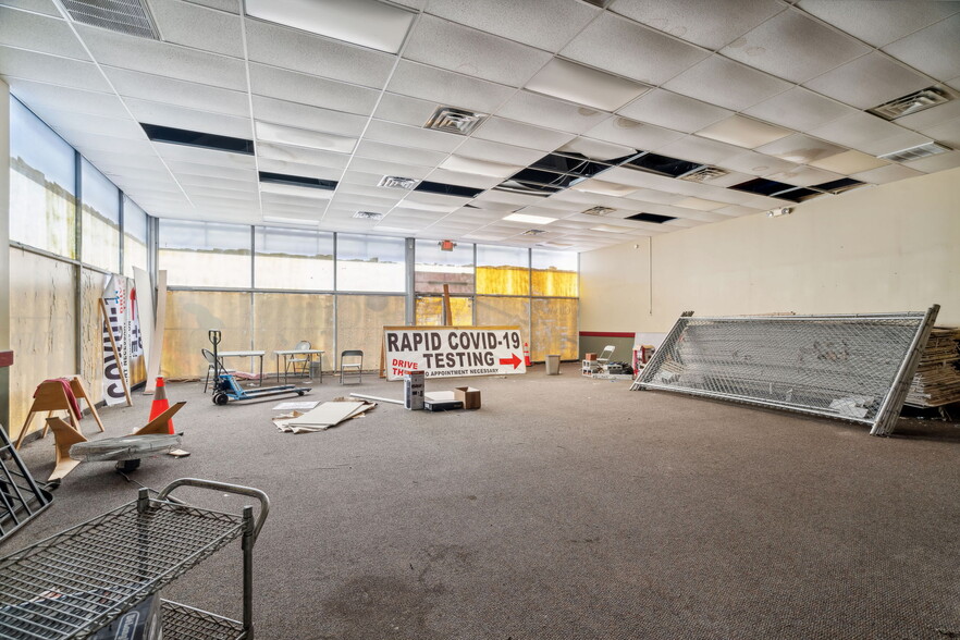 More Photos Of 5052-5056 City Ave, Philadelphia Freestanding For Lease