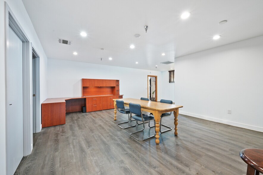 More Photos Of 729 Centinela Ave, Inglewood Industrial For Lease