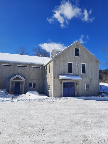 More Photos Of 254 King St, Boscawen Storefront Retail Office For Sale