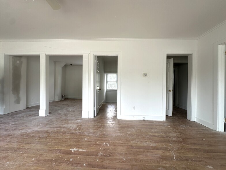 More Photos Of 588 US Highway 46, Fairfield Medical For Sale