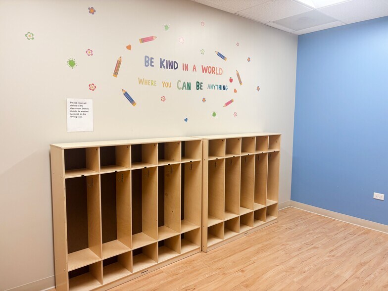 More Photos Of 1161 Lake Cook Rd, Deerfield Medical For Lease