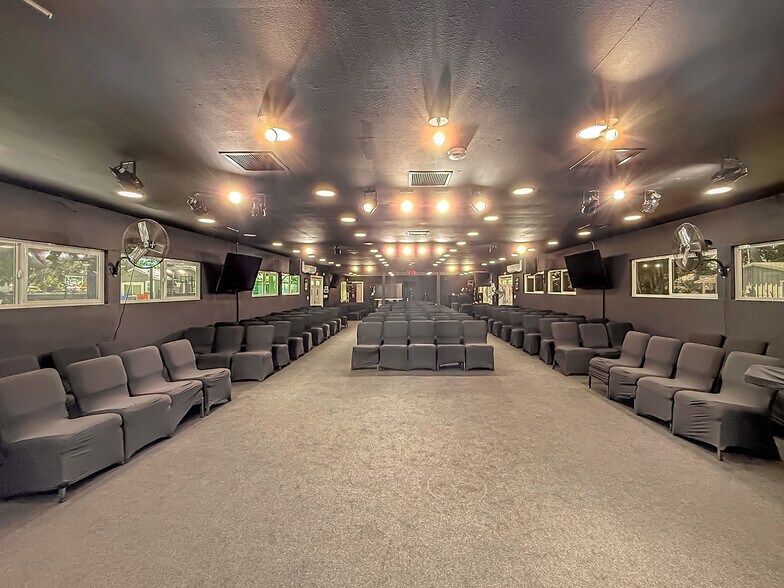 More Photos Of 1492 Sinaloa Rd, Simi Valley Religious Facility For Sale