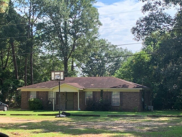 More Photos Of Downtown, Mobile Specialty For Sale