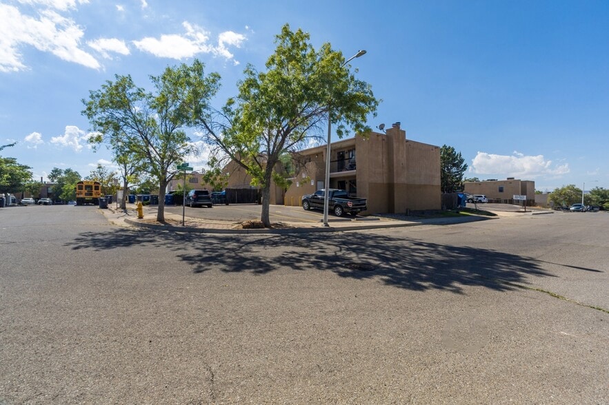 More Photos Of 3611 Tyson Pl NE, Albuquerque Multifamily For Sale
