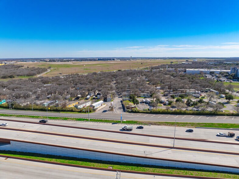 More Photos Of 7901 E Ben White Blvd, Austin Manufactured Housing Mobile Home Park For Sale
