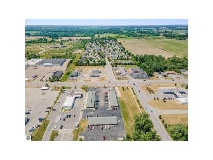 More Photos Of 7312-7320 N Alger Rd, Alma Office For Lease