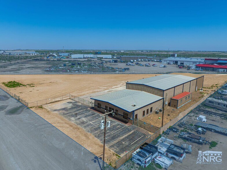 More Photos Of 1101 S County Road 1302, Midland Warehouse For Sale