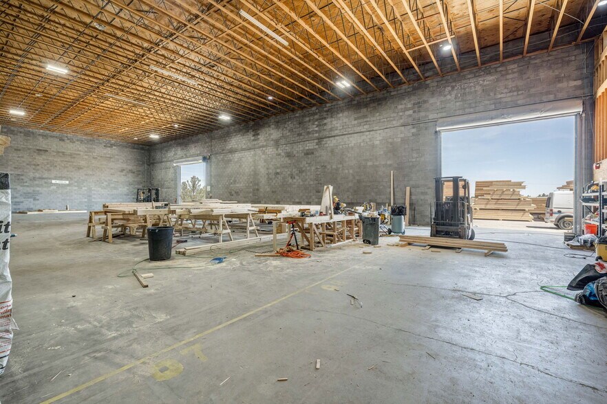 More Photos Of 4800 Sonoma Ranch Blvd, Las Cruces Warehouse For Sale