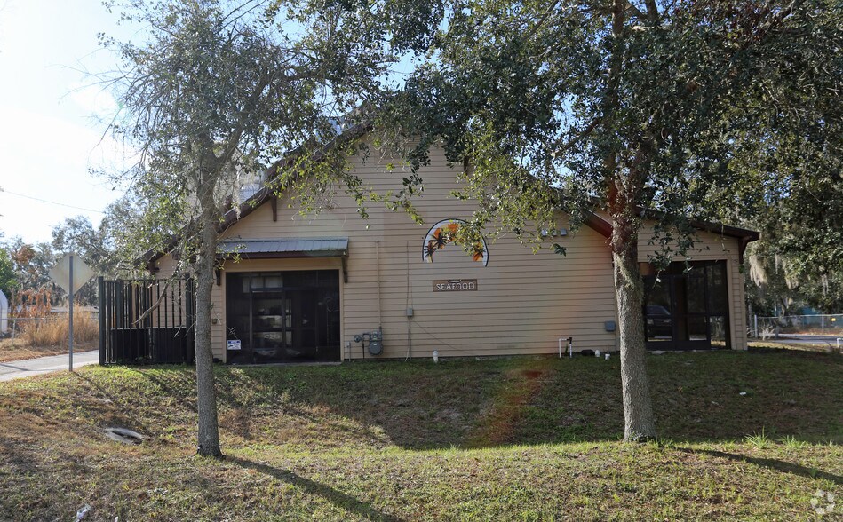 More Photos Of 2535 Main St, Leesburg Restaurant For Sale