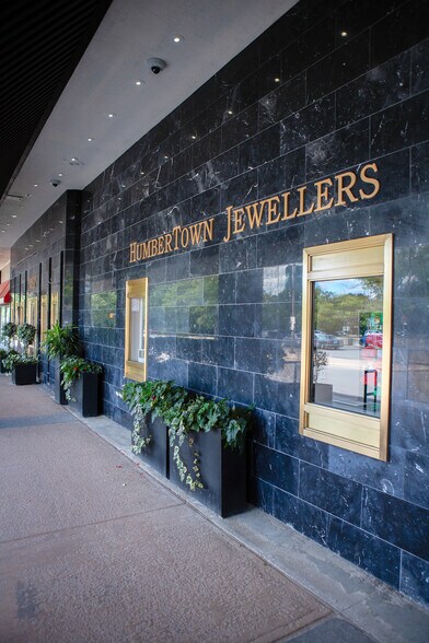 More Photos Of 270 The Kingsway, Toronto General Retail For Lease