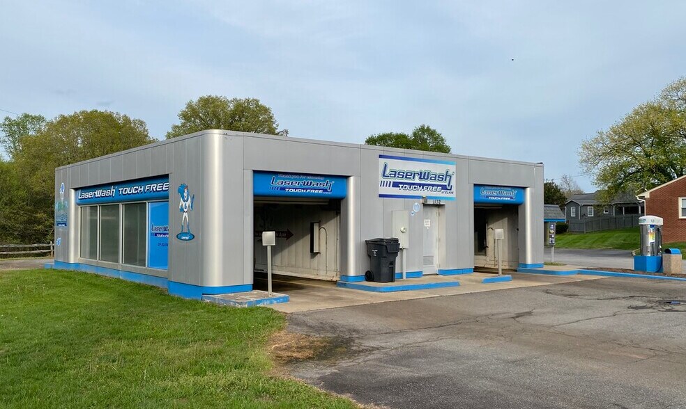 More Photos Of 1132 N Bridge St, Elkin Carwash For Sale