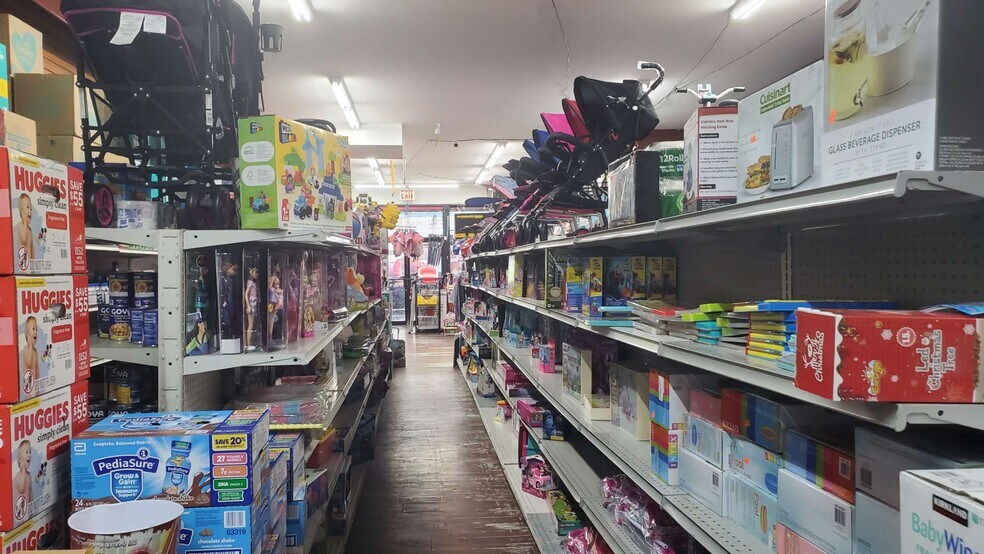 More Photos Of 1468 Myrtle Ave, Brooklyn Storefront Retail Residential For Lease