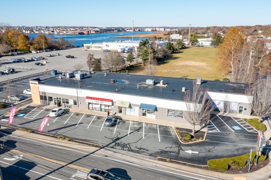 More Photos Of 32-44 Howland Rd, Fairhaven Freestanding For Sale
