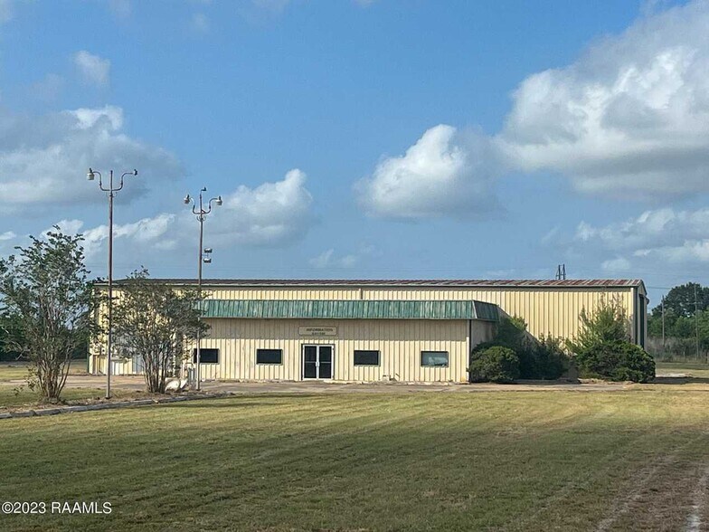More Photos Of 1112 W 90 Hwy, New Iberia Industrial For Sale