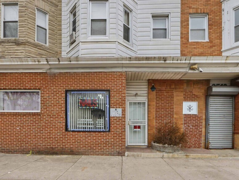 More Photos Of 2517 Washington Blvd, Baltimore Storefront Retail Residential For Sale