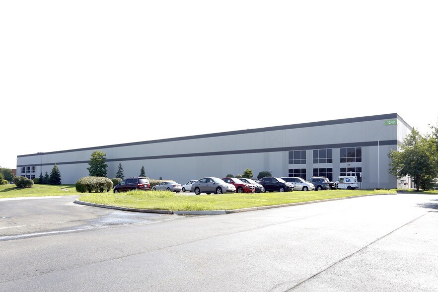 More Photos Of 1240-1248 S River Rd, Cranbury Warehouse For Lease